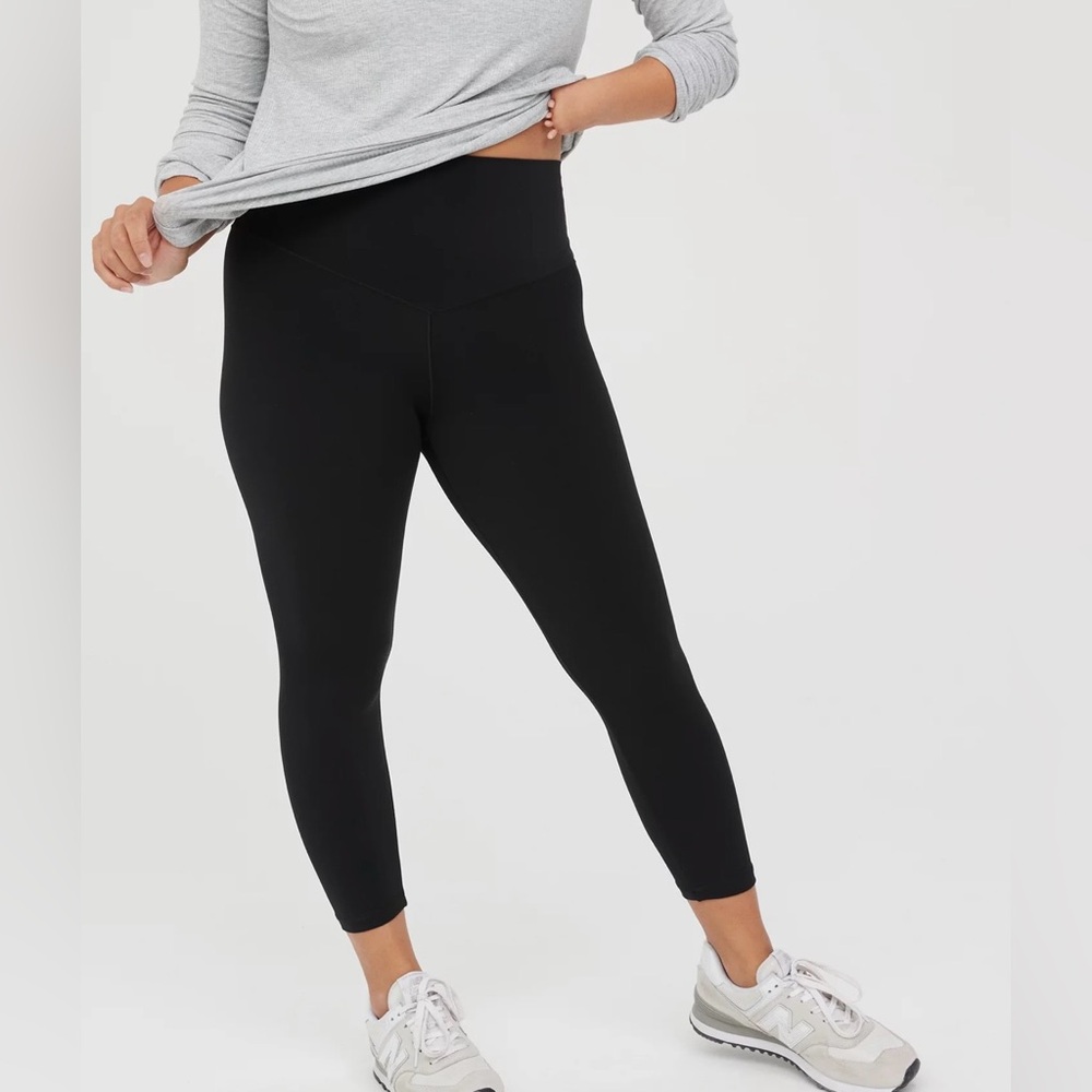 OFFLINE By Aerie Real Me High Waisted Cropped Legging
